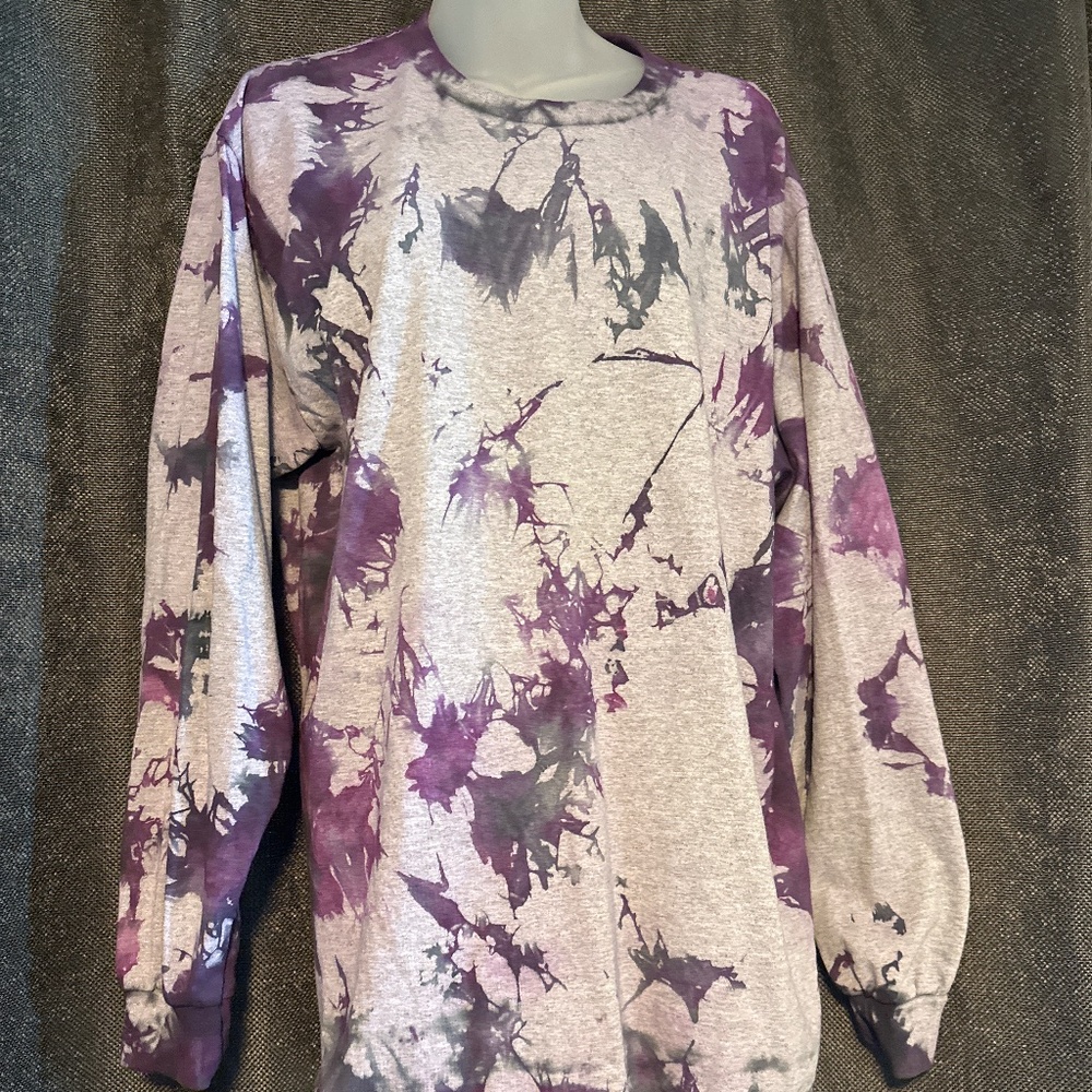 NEW Large Long Sleeve Tie Dye Gray